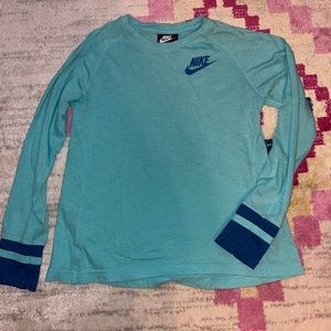 Nike Long sleeve Youth L